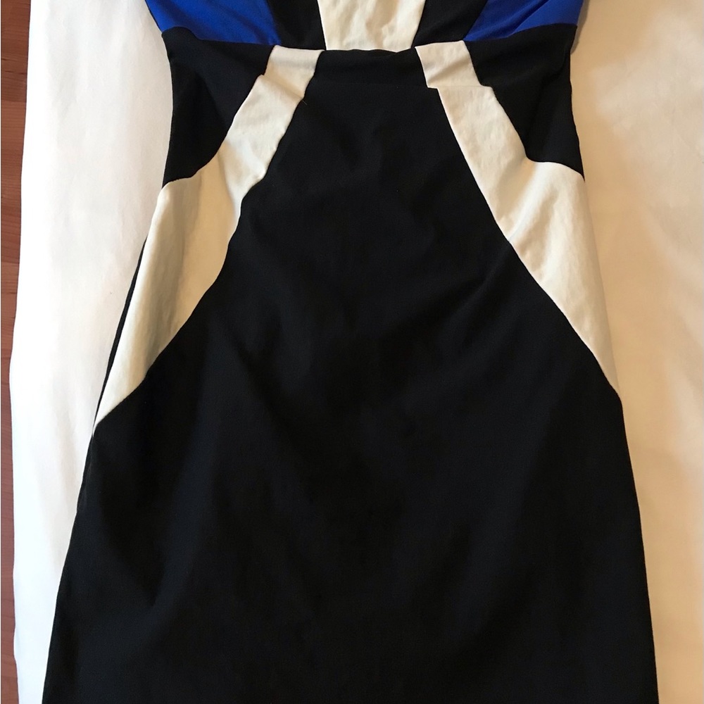 CUTE PARTY DRESS - Picture 2 of 3